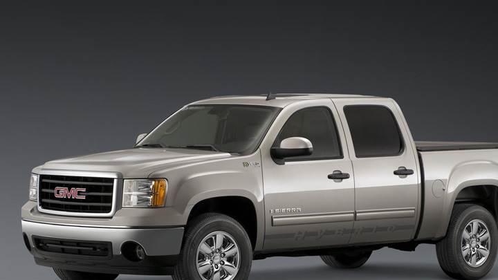 2009 GMC Sierra Hybrid Crew Cab Front Side Pose In Grey